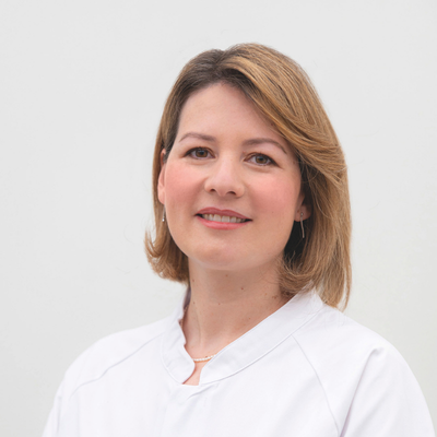 Dr. Élodie Valin