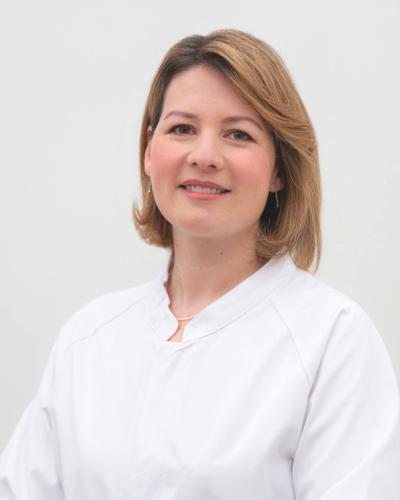 Dr. Élodie Valin